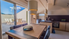 Schitterend modern penthouse met ruim dakterras in het gezellige centrum van Sainte Maxime