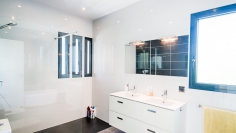 Beautiful contemporary villa with lovely sea views and 100% privacy