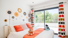 Beautiful contemporary villa with lovely sea views and 100% privacy