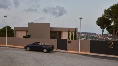 High thech and keyready designer villa in excellent location