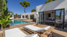 Schitterende Ibiza stijl villa  van hoge kwaliteit op een heerlijke locatie in Moraira