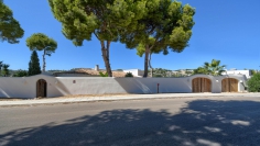 Superb Ibiza style villa in a lovely location in Moraira