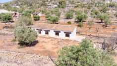 Costa Blanca's Hidden Gem: A Restored 200-Year-Old Finca surrounded by natural beauty