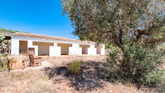 Costa Blanca's Hidden Gem: A Restored 200-Year-Old Finca surrounded by natural beauty