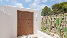 Luxe nieuwgebouwde Ibiza stijl villa op toplocatie Benissa