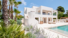 Luxe nieuwgebouwde Ibiza stijl villa op toplocatie Benissa