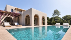 Exclusieve Ibiza-stijl villa’s op toplocatie in Moraira