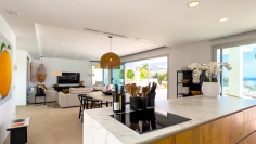 Modern Mediterrane villa met panoramisch zeezicht op toplocatie in Moraira