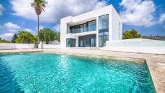 LARGE NEWLY BUILD VILLA CLOSE TO MORAIRA WITH EXCEPTIONAL SEA VIEWS