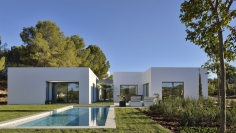 Luxury design villas on stunning Golf & Country Club