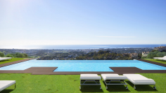 High end apartments and penthouses with a maximum of privacy and stunning sea views