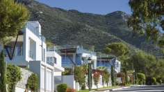 Exceptional design property in prime location in Sierra Blanca Marbella