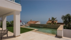 Unique beach side villa fully renovated with amazing views to the sea