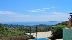 Luxurious villa in private domain with magnificent panoramic views of the Mediterranean and St. Tropez