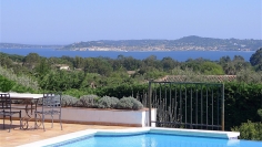 Magnificent classical sea view villa close to the Beauvallon Golf course 