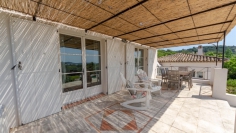 Lovely family house overlooking St Tropez bay and walking distance to the beach and golfcourse