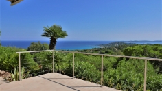 Large contemporary villa enjoying a panoramic sea view over the Gulf of Saint-Tropez.