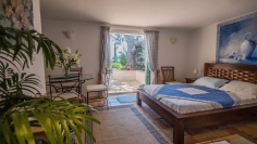 Lovely Neo Provencal style villa with beautiful sea views and close to the beach