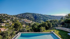 Beautiful modern Provencal villa with lovely views for excellent price