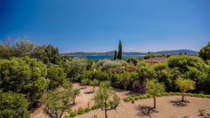 Magnificent high quality modern villa with stunning views of Saint Tropez