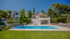 Amazing luxurious dream estate in private domain overlooking the bay of Saint Tropez