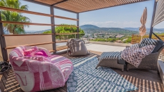 Luxurious contemporary villa within walking distance to the sea and centre of Sainte Maxime