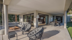 Schitterende moderne villa van superieure kwaliteit met zeezicht op absolute toplocatie