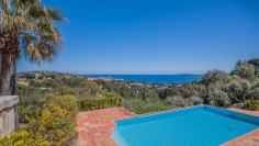 Impressive luxury villa with stunning sea views in private estate close to the beach