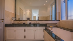 Luxurious 1930s Villa with Panoramic Sea Views in toplocation of Sainte-Maxime