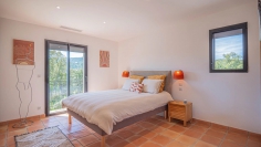 Stijlvolle en volledig gerenoveerde Provencaalse villa op geweldige locatie!