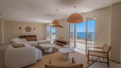 Volledig gerenoveerde villa met spectaculair uitzicht op de baai van Saint-Tropez