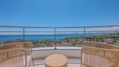 Volledig gerenoveerde villa met spectaculair uitzicht op de baai van Saint-Tropez