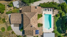 Karaktervolle villa op toplocatie met schitterend zeezicht en enorm potentieel - BUITENKANS!!!