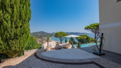 Exclusive villa with the most spectacular views over La Nartelle beach and the sea