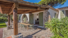 Amazing charming Provencal villa very close to the beach!
