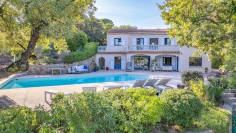 Beautiful and spacious family villa a stone's throw from Port Grimaud and the beach