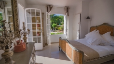 Mooie charmante villa met uitbreidingsmogelijkheden op heerlijke en veilige locatie dichtbij het strand