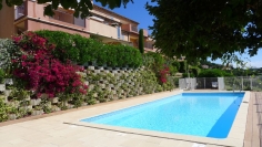 Lovely 3 bed apartement overlooking the Sainte Maxime Golf course and sea