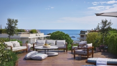 High end designer apartments and penthouses with 5* hotel services in prime location Cap d'Antibes