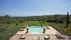 Amazing sea view villa at walking distance from Pampelonne beach and Club 55