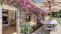 Stunning authentic farmhouse at walking distance from historic Saint Paul de Vence