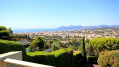 Magnificent apartment in Cannes with sea view 