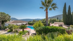 Schitterend landgoed met vier villa's nabij St. Tropez