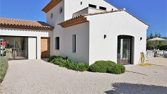 Modern villa for fantastic price!