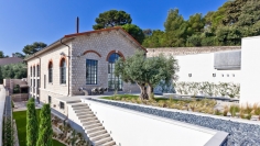 Exceptionele industriele loft met uitzicht op Cap Ferrat