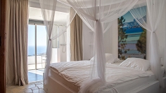 Fantastische Ibiza villa met waanzinnig uitzicht op zee en Es Vedra en met verhuurvergunning