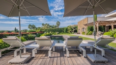 Schitterende moderne high end villa met prachtig zeezicht in dubbel beveiligd privé domein