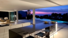 Spectaculair contemporary designer villa with magnificent sunset views in Cala Molí