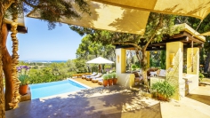 Beatuiful Ibiza villa with valid rental license and stunning sunset views