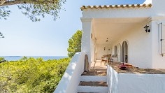 Lovely villa with stunning sea and sunset views for sale in Cala Salada